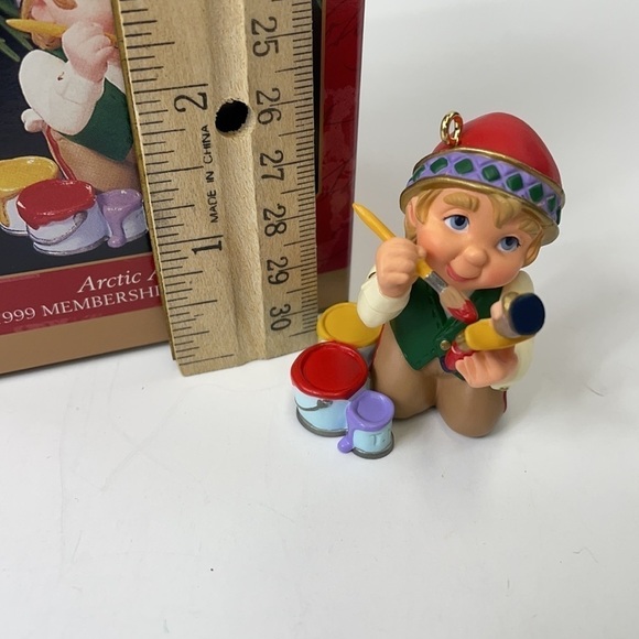 Hallmark “Arctic Artist” 1999 - Picture 3 of 9